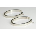 eleganti cercei " Contemporary Hoop ". argint. Italia